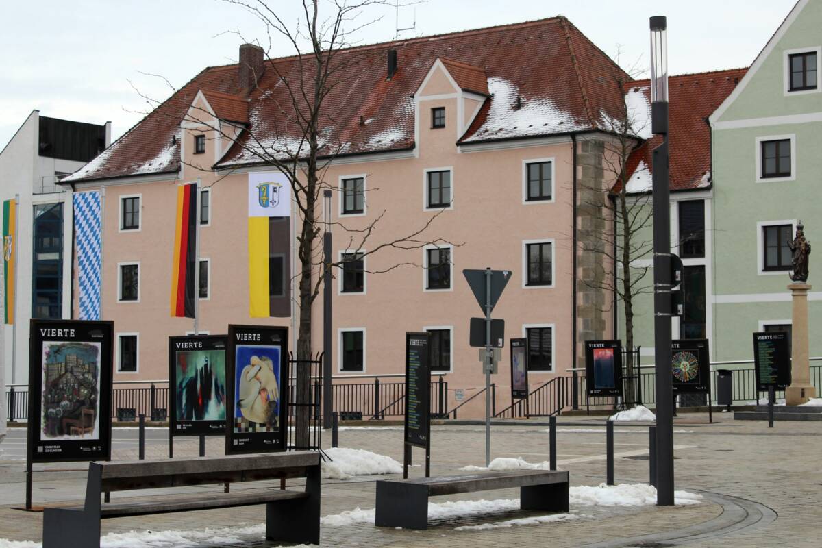 Ausstellung VIERTE in Manching am Fontänenfeld